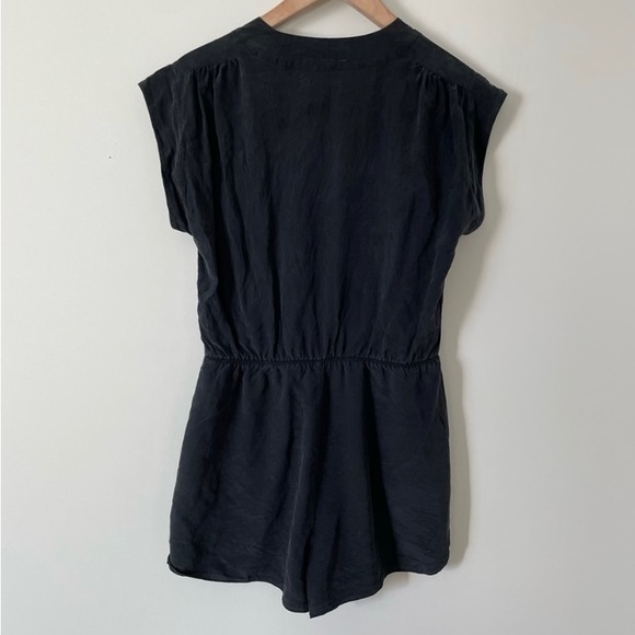 Aritzia Babaton Corbett Romper size M 🖤 - Picture 3 of 7